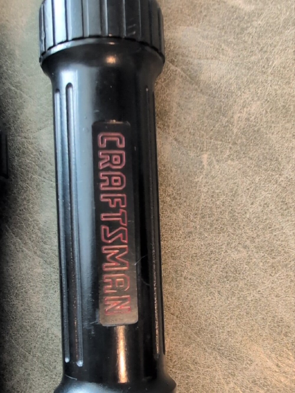 Two Craftsman Click Torque Wrenches - Picture 6 of 10